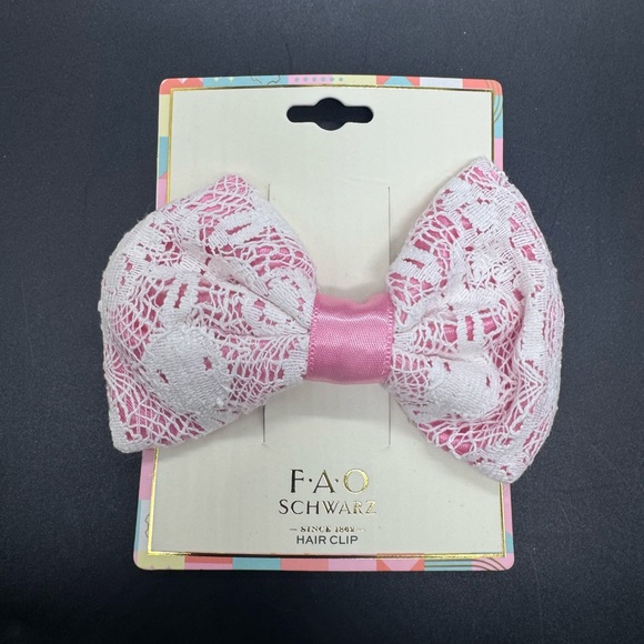 FAO SCHWARTZ Girl’s Hair Bow Clip - Picture 2 of 7